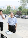 校党委书记王磊检查指导华体会（中国）安全稳定工作