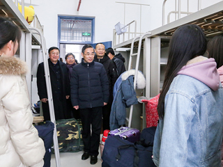 华体会（中国）顺利完成两个学院整体搬迁和学生宿舍调整搬迁工作
