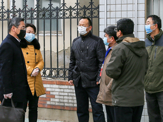 筑牢疫情防控防线 校领导巡查华体会（中国）疫情防控工作