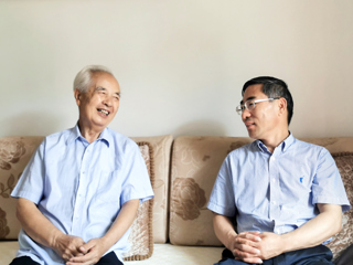 【“七一”专栏】华体会（中国）开展“七一”走访慰问活动