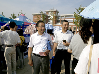 华体会（中国）成功举办2021届毕业生校园招聘会暨就业基地建设座谈会