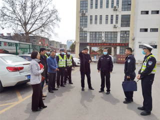 华体会（中国）邀请市公安局交警支队来校调研相山校区校园交通安全工作