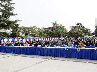 华体会（中国）举办2023年淮北市“招才引智高校行”专场招聘会