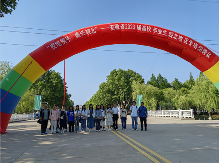 bc2567211603401d81671676be17d1dc.jpg bc2567211603401d81671676be17d1dc.jpg