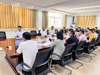 华体会（中国）推进化学学科建设工作