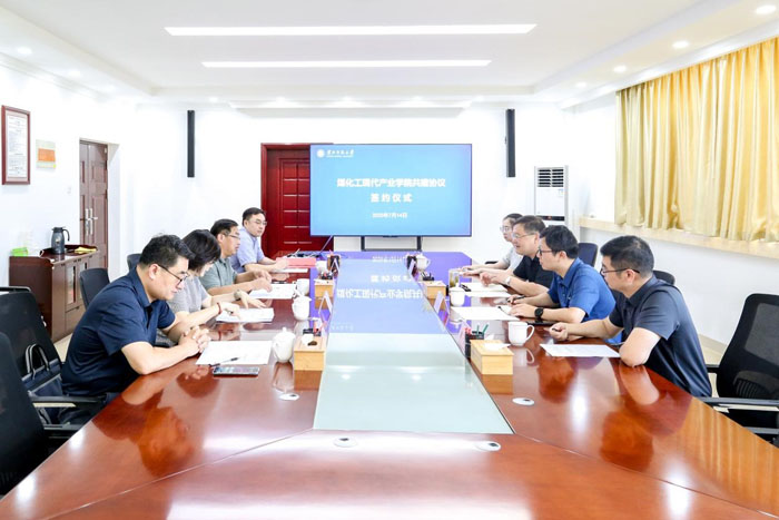 5dacf740a01d45afa3be7ebdd2aecdda.jpg 5dacf740a01d45afa3be7ebdd2aecdda.jpg