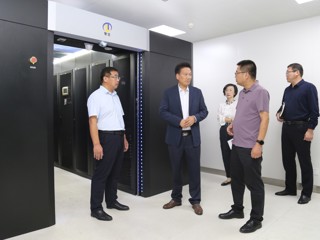  华体会（中国）开展校园安全检查