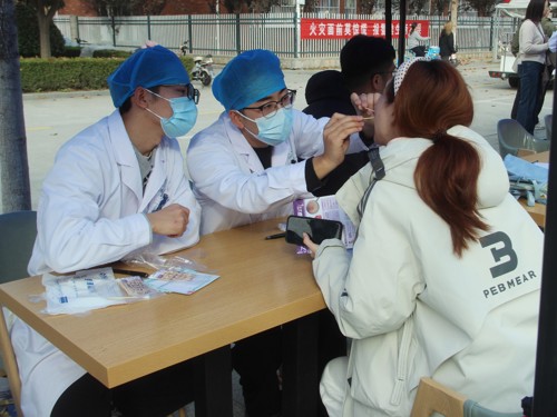 我校联合淮北市人民医院送健康进校园